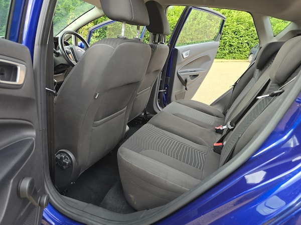 Used Ford Fiesta 2015 for sale - 74828389: Photo 24