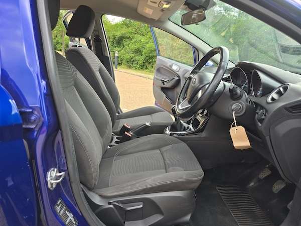Used Ford Fiesta 2015 for sale - 74828389: Photo 26