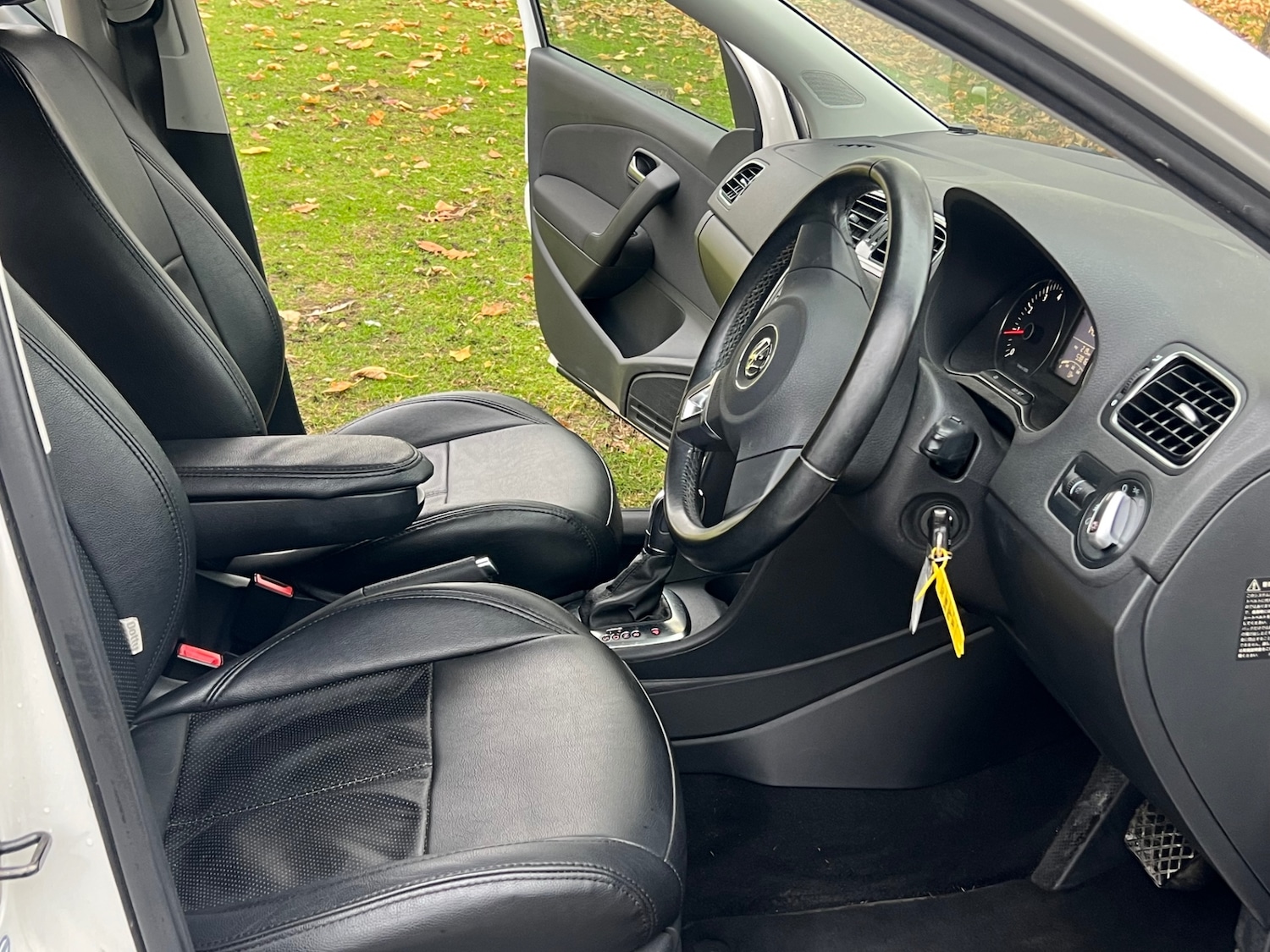 Used Volkswagen Polo 2012 for sale - 76503092: Photo 15