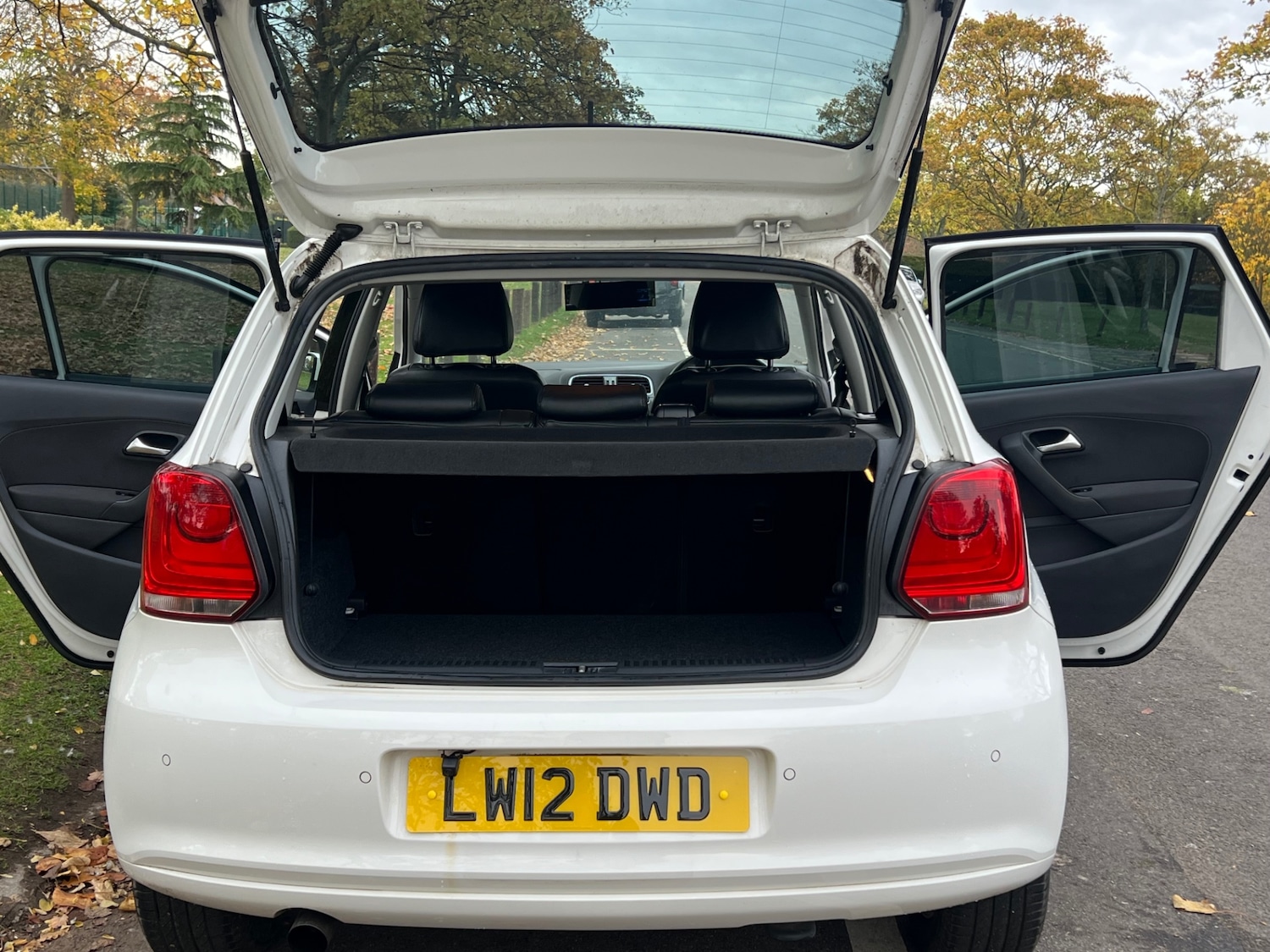 Used Volkswagen Polo 2012 for sale - 76503092: Photo 38