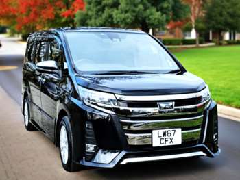 Used Toyota Voxy 2018 for sale - 73821583: Photo