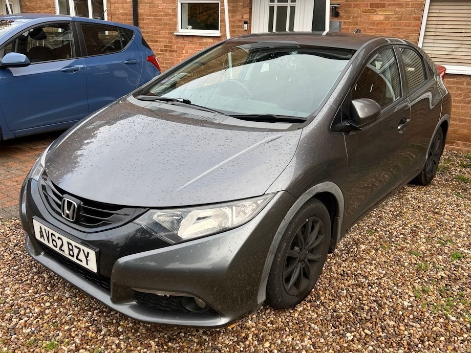 Used Honda Civic 2012 for sale - 76471368: Photo 2