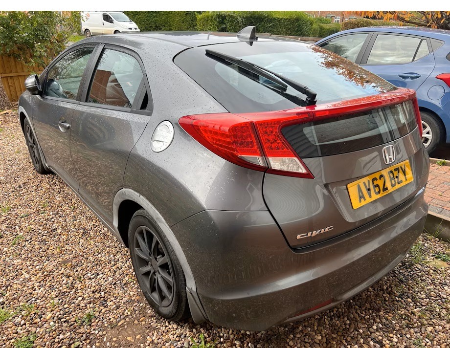 Used Honda Civic 2012 for sale - 76471368: Photo 4