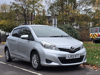 Used Toyota Yaris 2012 for sale - 76511083: Photo