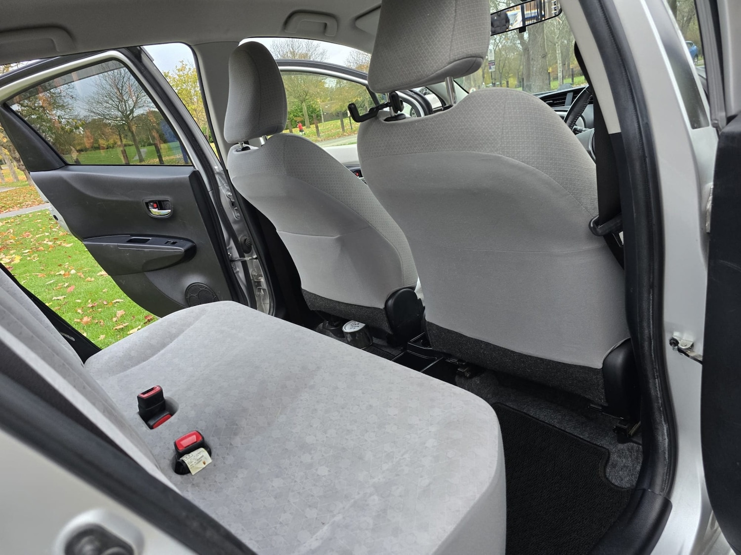 Used Toyota Yaris 2023 for sale - 76511083: Photo 35