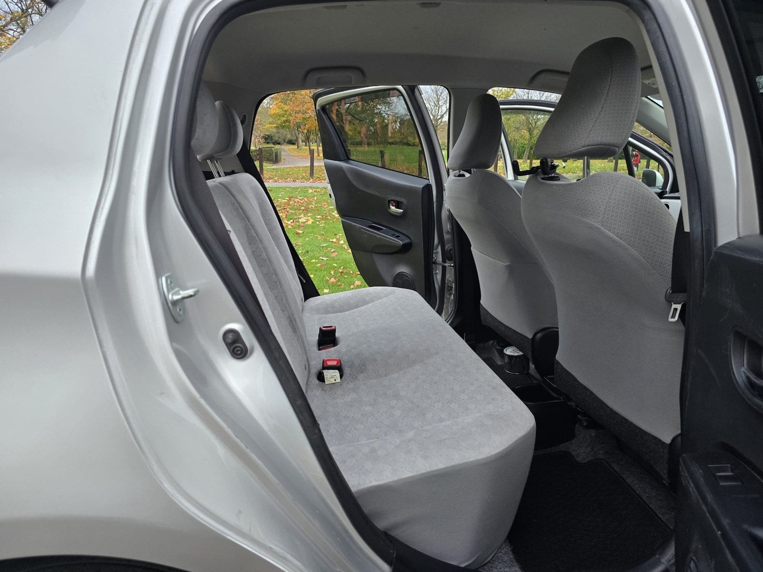 Used Toyota Yaris 2023 for sale - 76511083: Photo 38