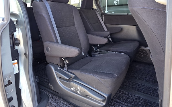 Used Toyota Voxy 2016 for sale - 74446354: Photo 19