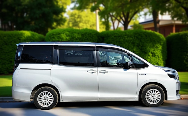 Used Toyota Voxy 2016 for sale - 74446354: Photo 7