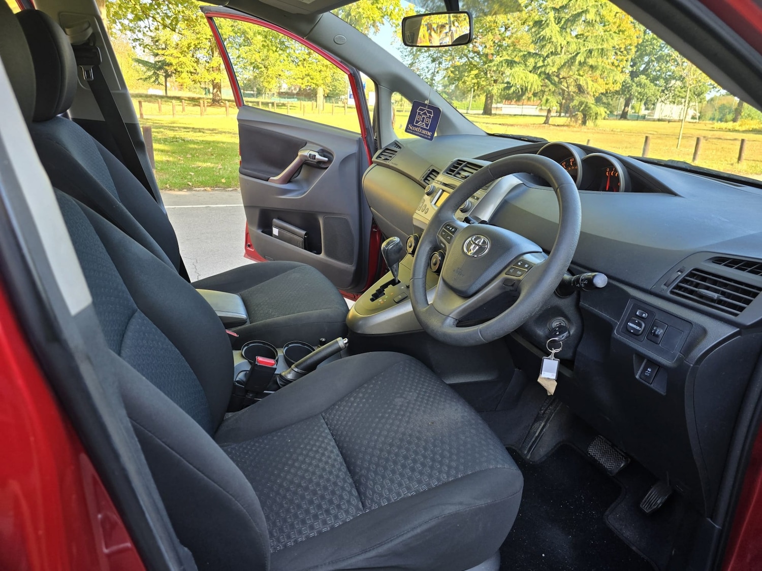 Used Toyota Verso 2010 for sale - 75621477: Photo 65