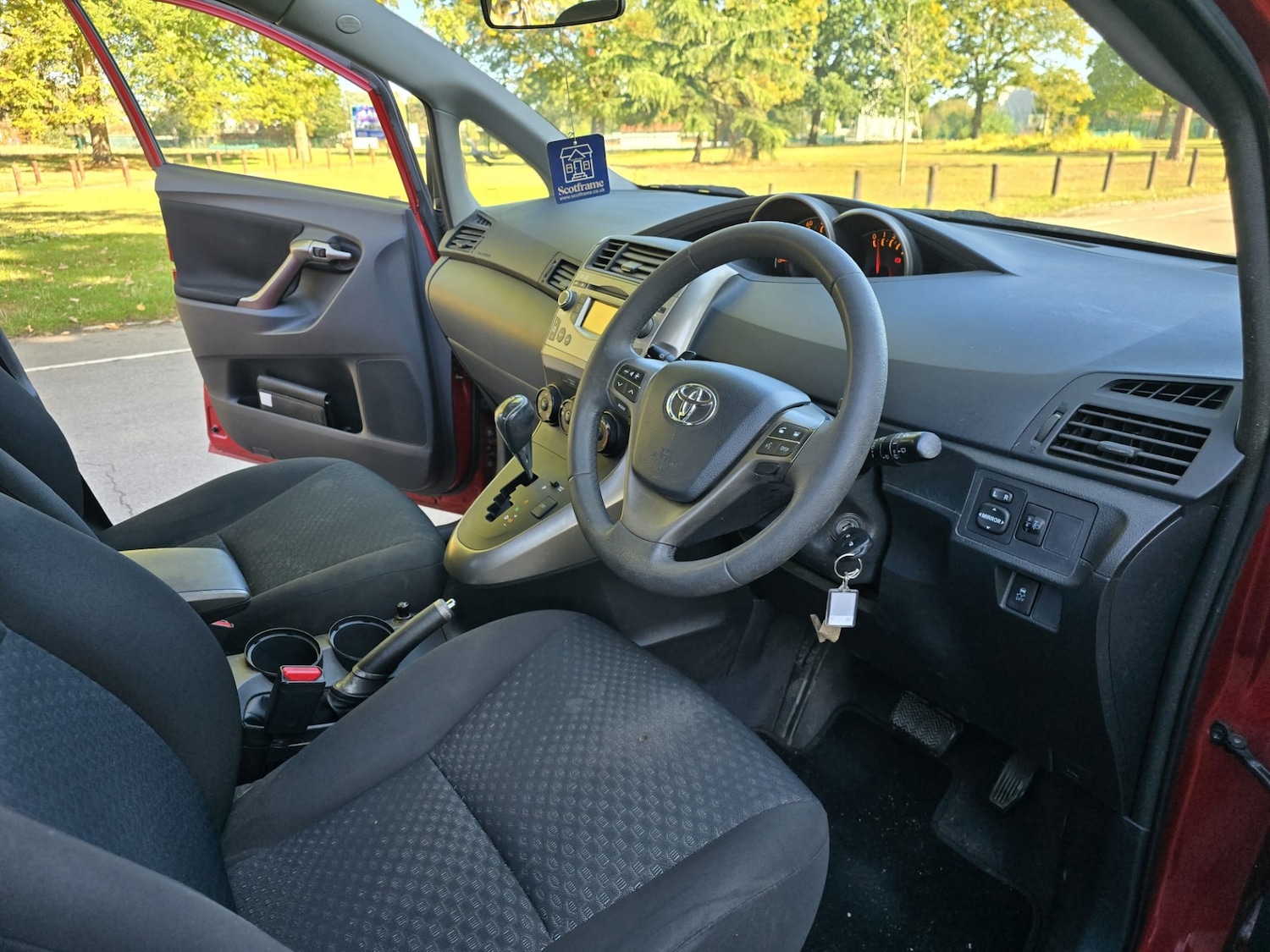 Used Toyota Verso 2010 for sale - 75621477: Photo 66