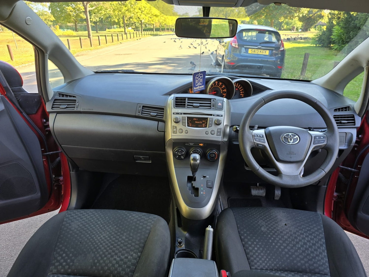 Used Toyota Verso 2010 for sale - 75621477: Photo 67