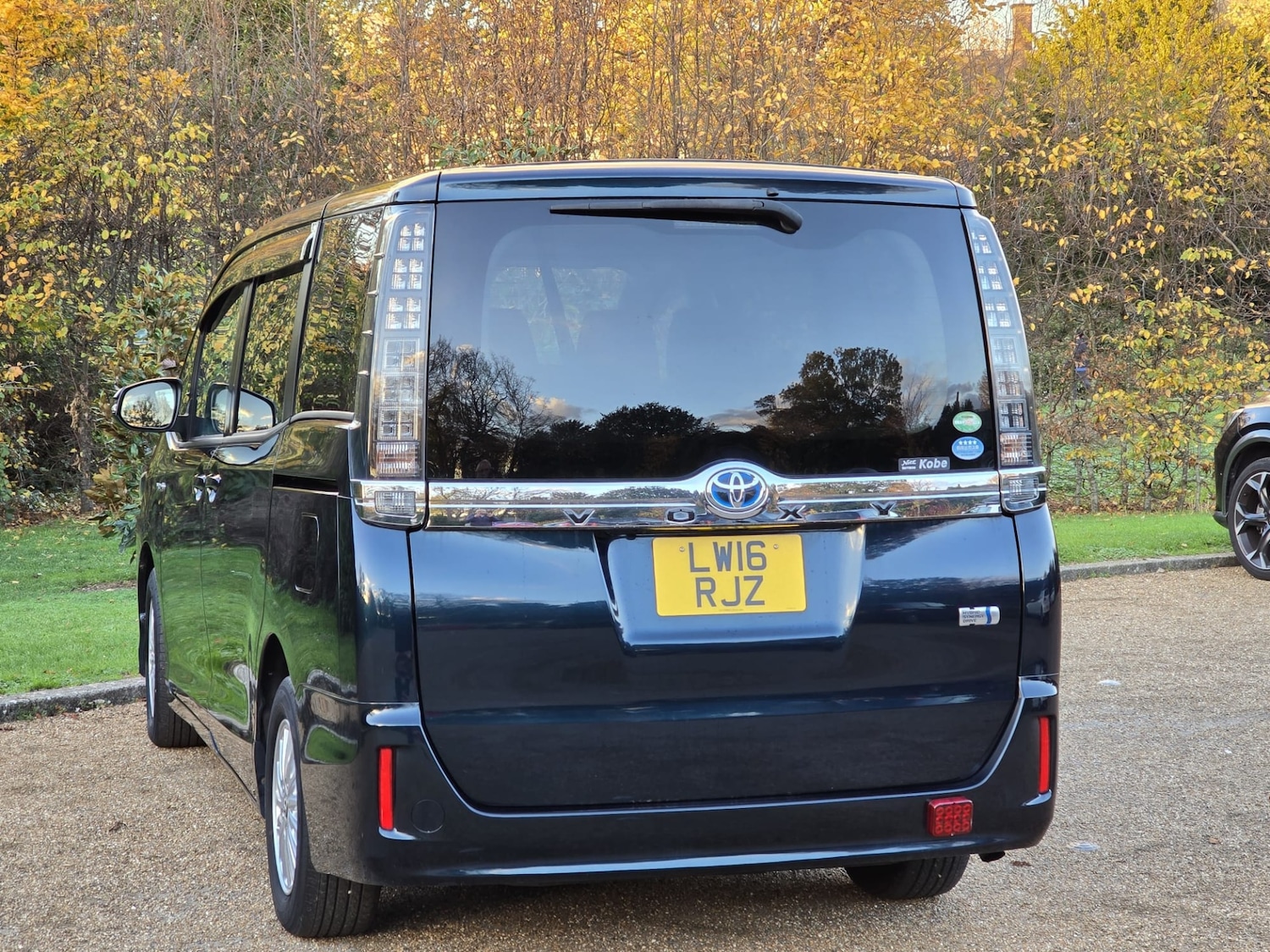 Used Toyota Voxy 2016 for sale - 76519802: Photo 22