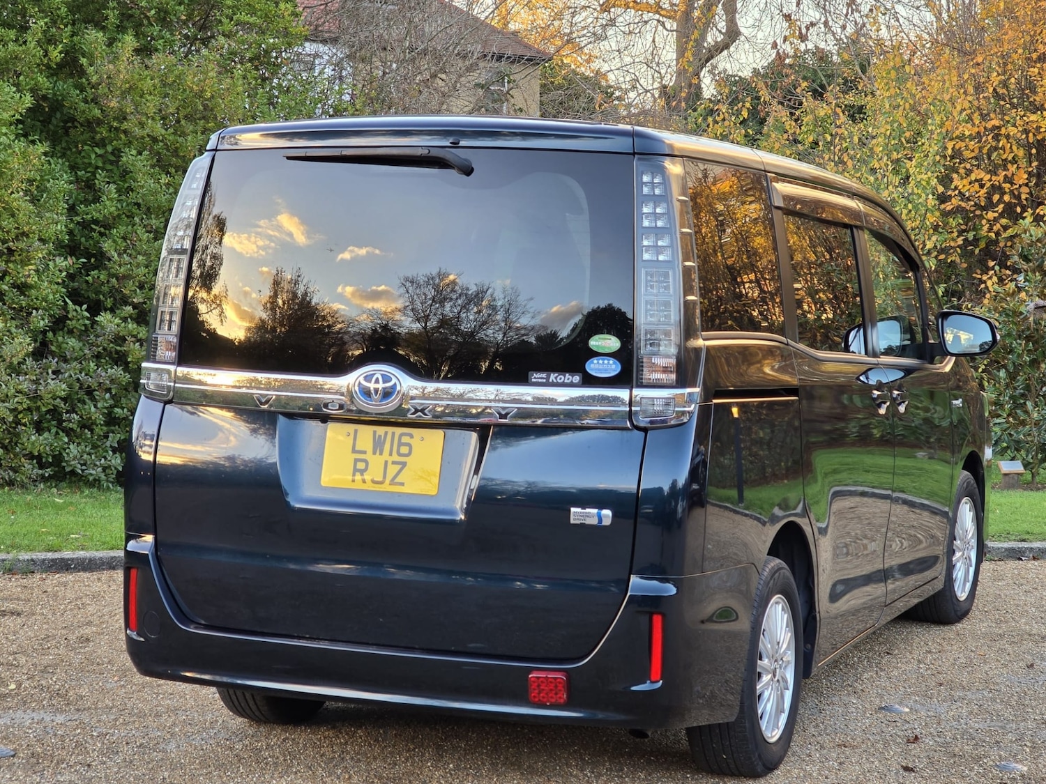 Used Toyota Voxy 2016 for sale - 76519802: Photo 25