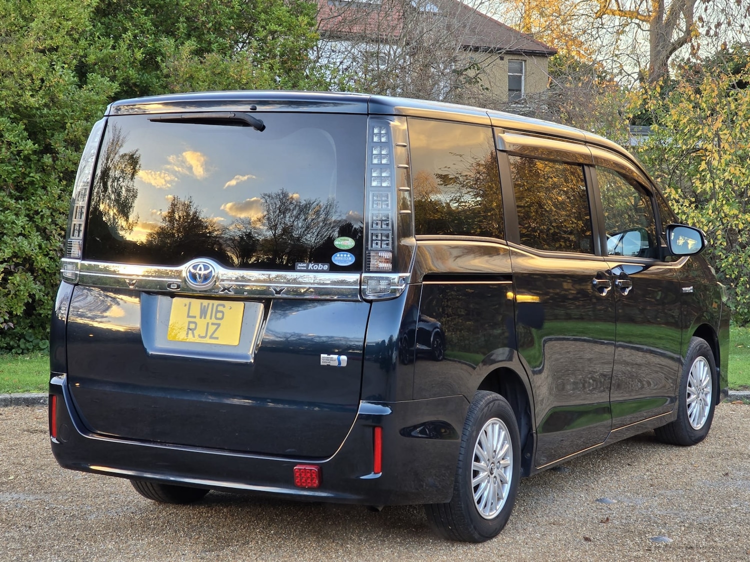 Used Toyota Voxy 2016 for sale - 76519802: Photo 26