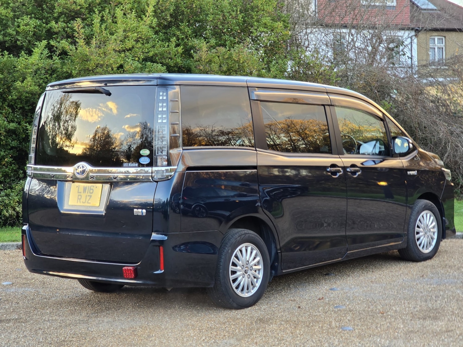 Used Toyota Voxy 2016 for sale - 76519802: Photo 28