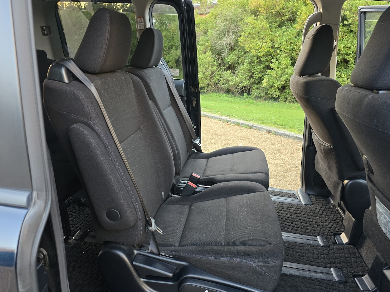 Used Toyota Voxy 2016 for sale - 76519802: Photo 41