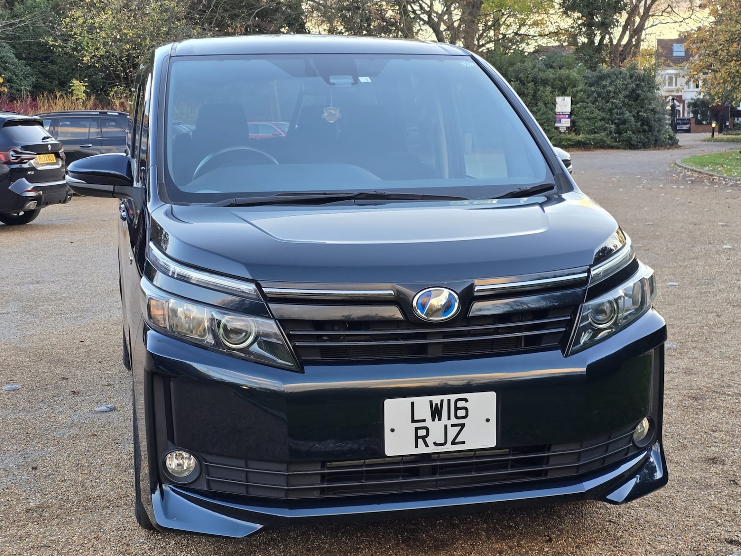 Used Toyota Voxy 2016 for sale - 76519802: Photo 6