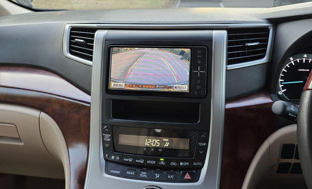 Used Toyota Alphard 2024 for sale - 77213234: Photo 28