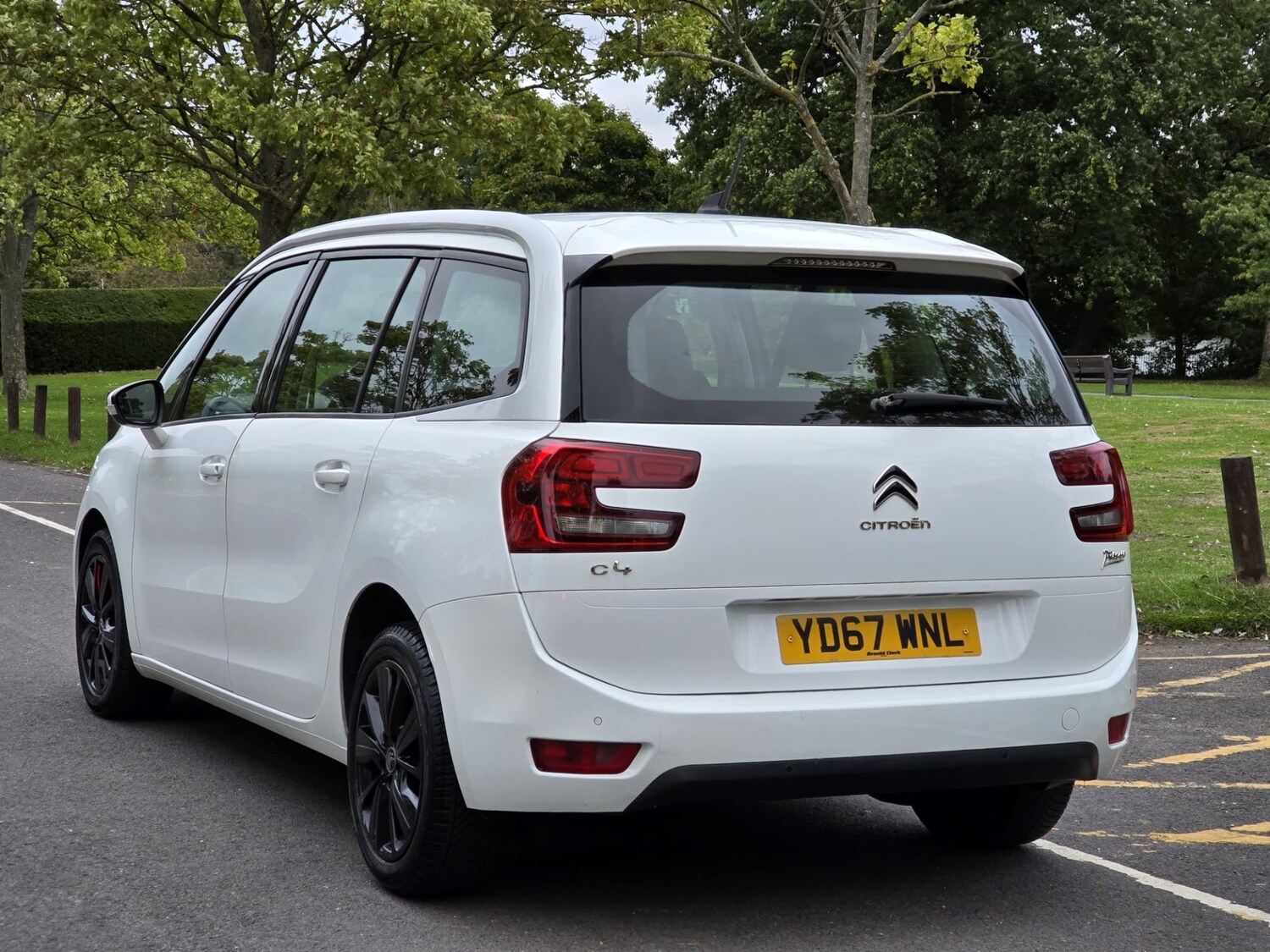 Used Citroen C4 Grand Picasso 2017 for sale - 75988272: Photo 12