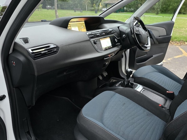 Used Citroen C4 Grand Picasso 2017 for sale - 75988272: Photo 21