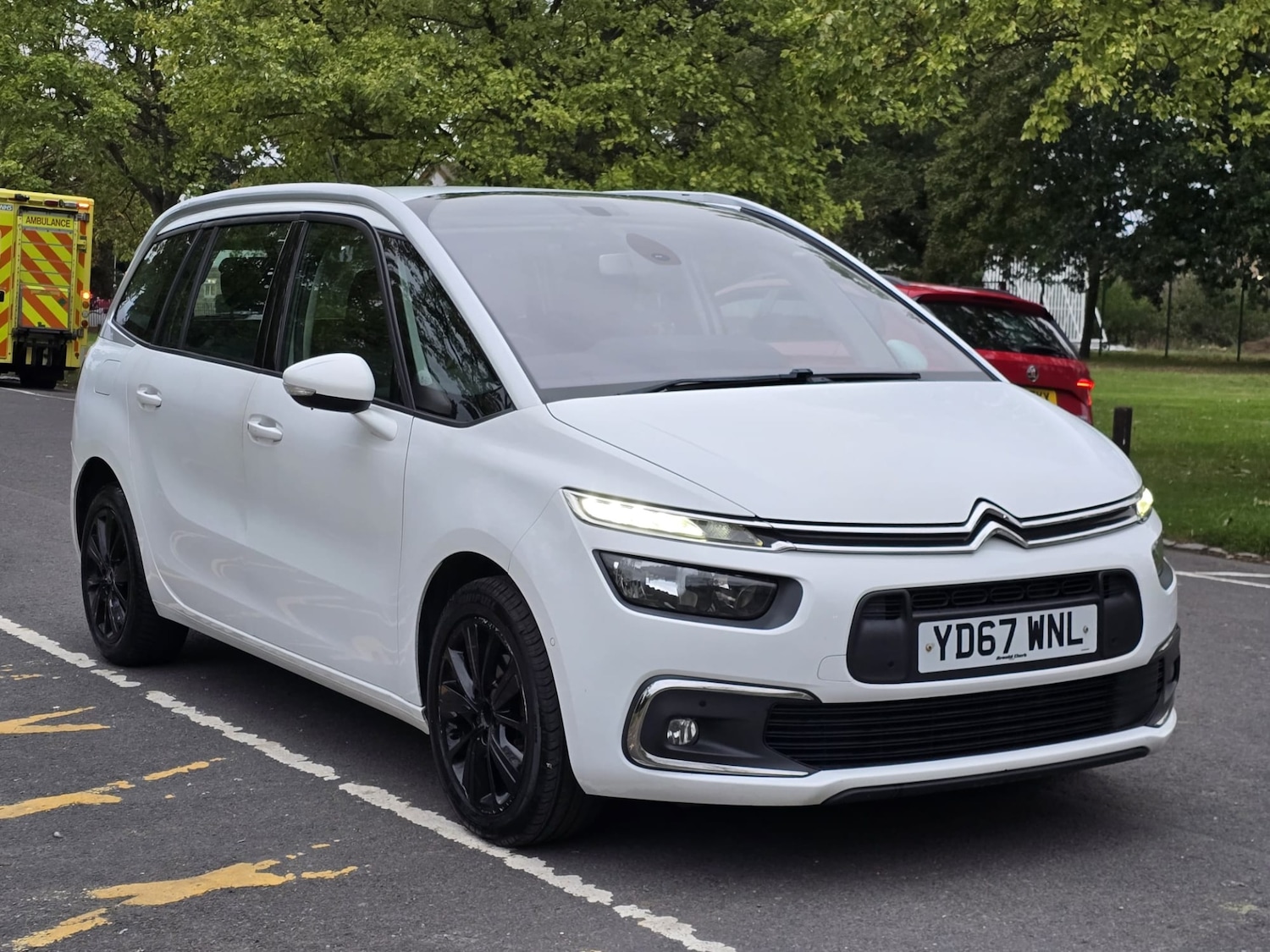 Used Citroen C4 Grand Picasso 2017 for sale - 75988272: Photo 4