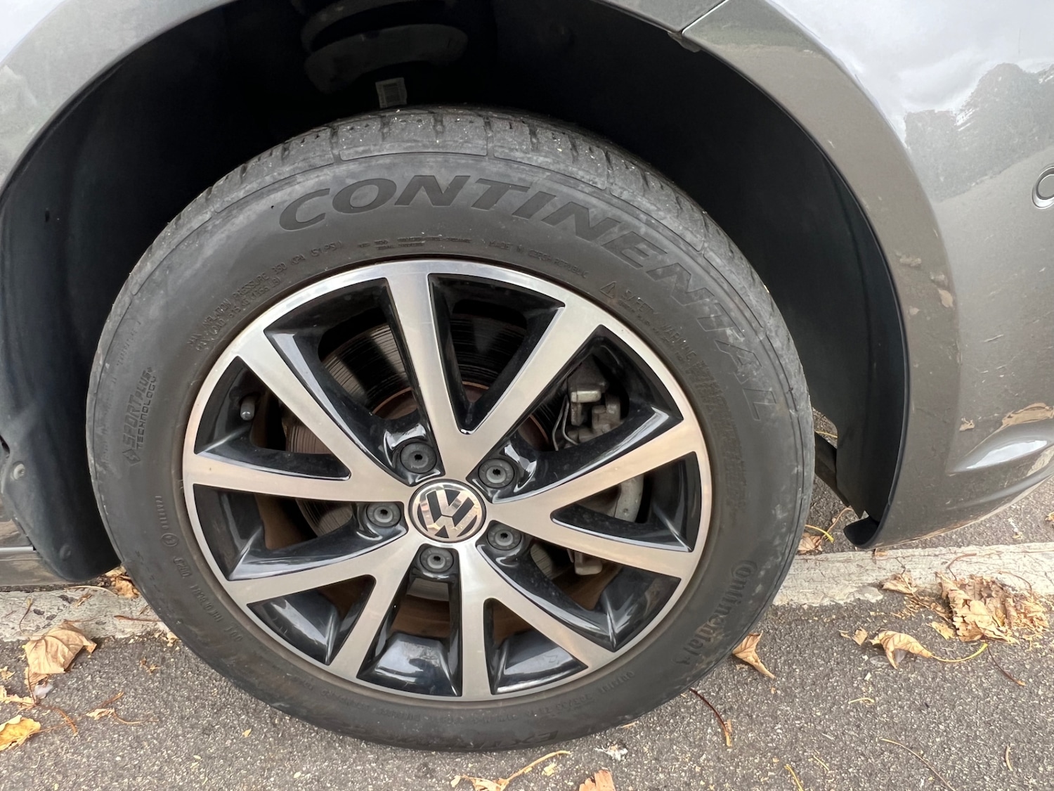 Used Volkswagen Touran 2015 for sale - 76254843: Photo 14