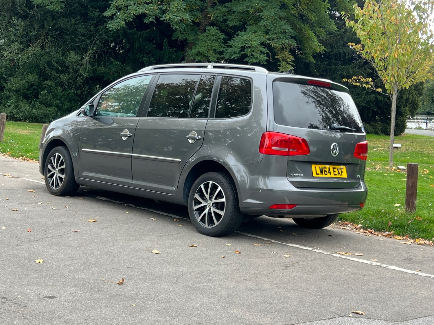 Used Volkswagen Touran 2015 for sale - 76254843: Photo 29