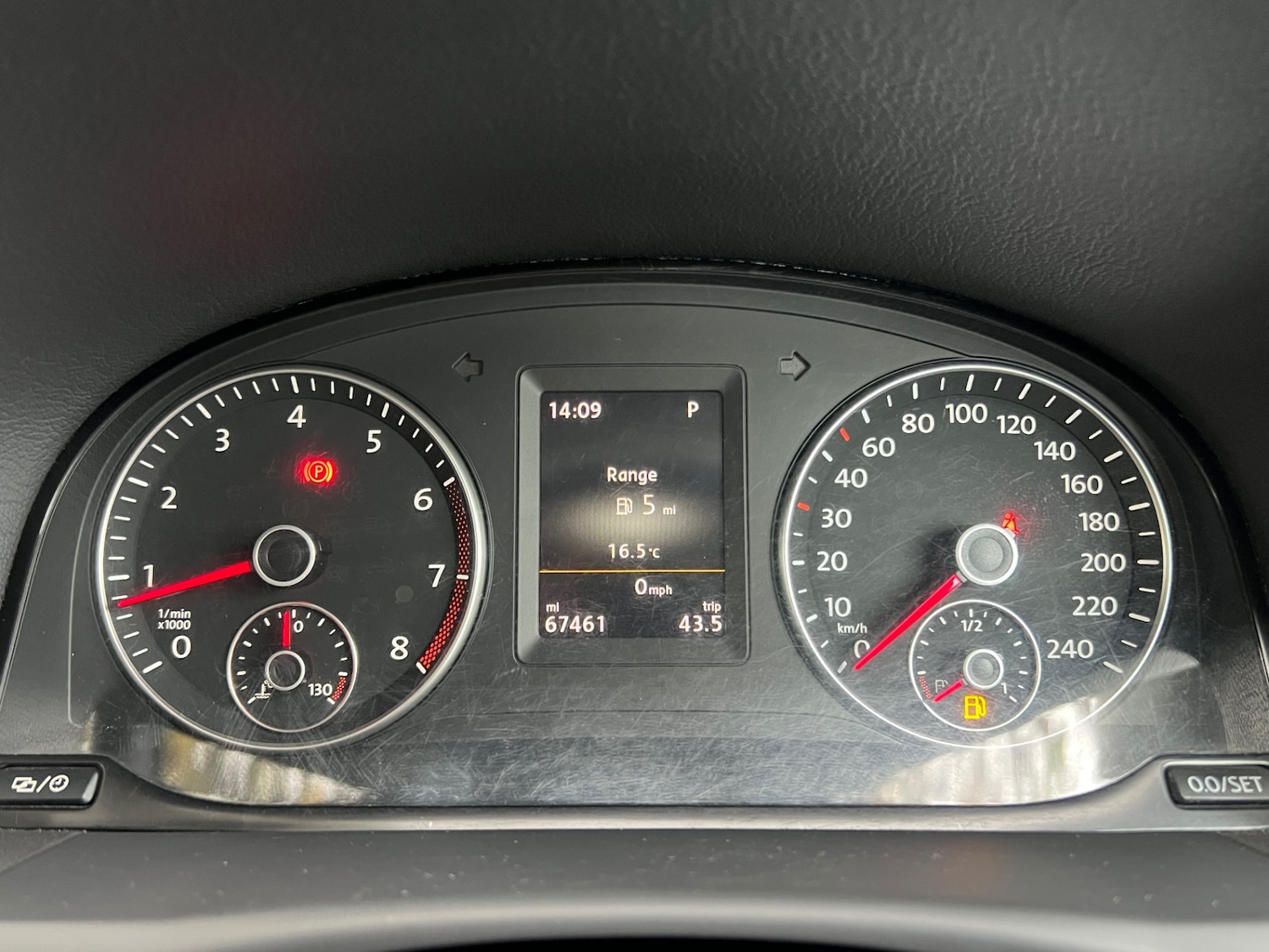 Used Volkswagen Touran 2015 for sale - 76254843: Photo 36