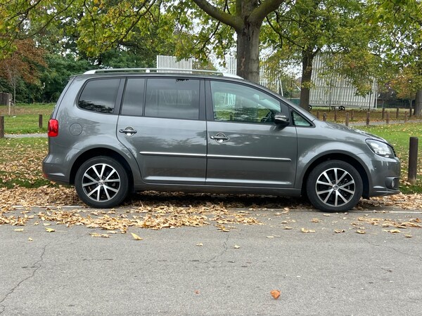 Used Volkswagen Touran 2015 for sale - 76254843: Photo 6
