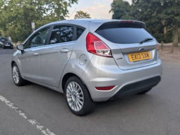 Used Ford Fiesta 2013 for sale - 79379226: Photo