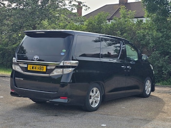 Used Toyota Vellfire 2014 for sale - 78901031: Photo