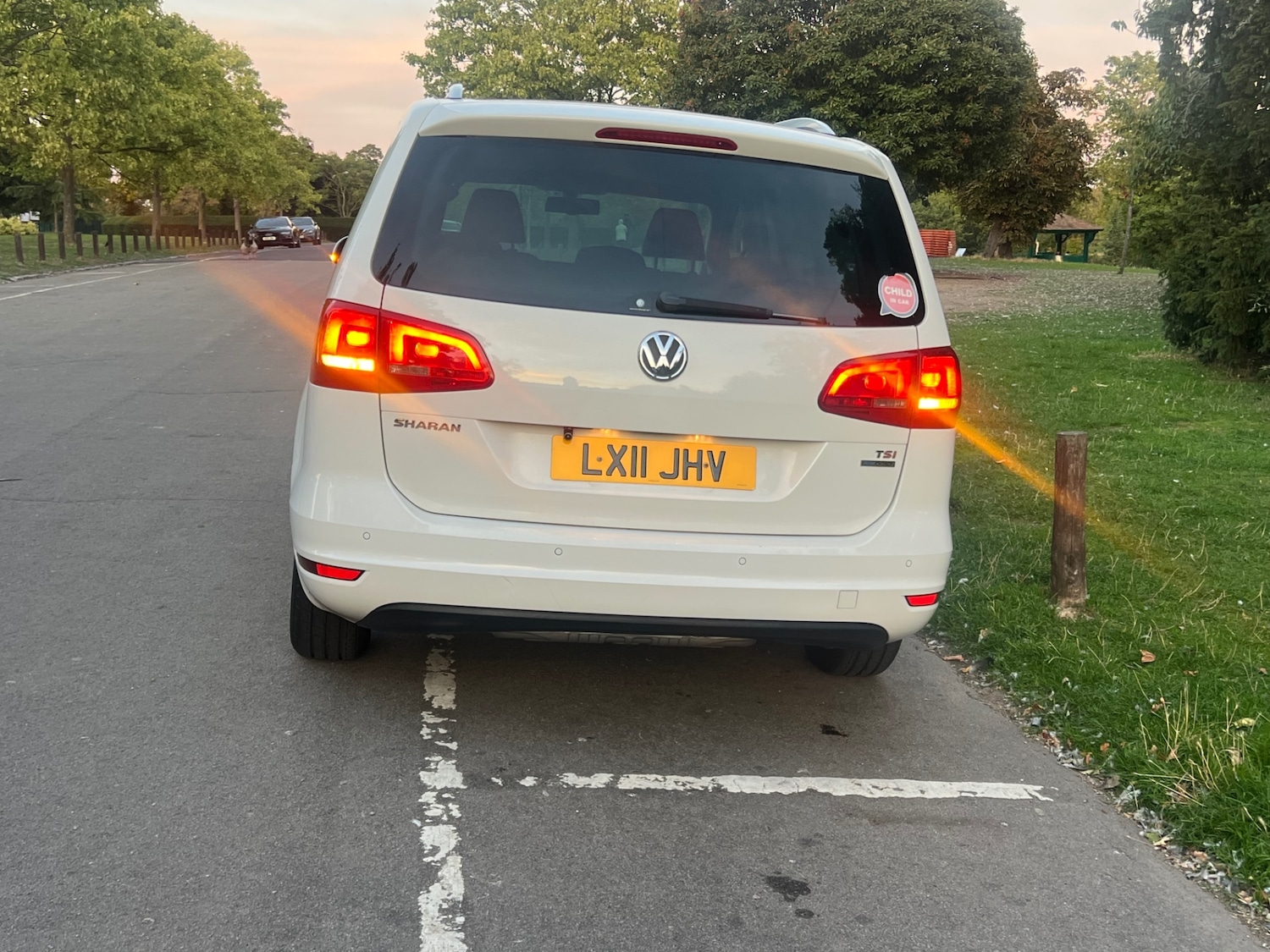 Used Volkswagen Sharan 2011 for sale - 76070529: Photo 13