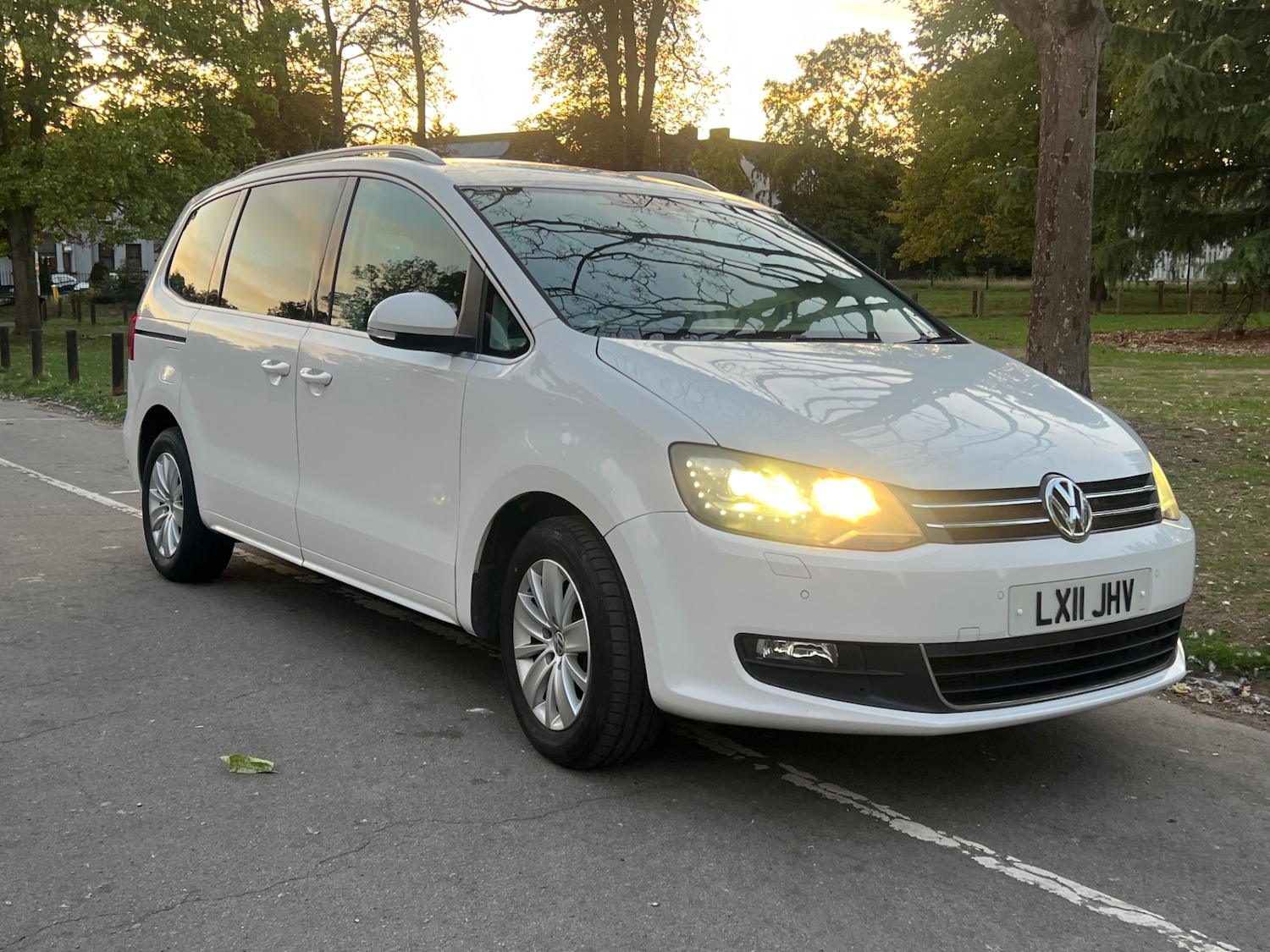 Used Volkswagen Sharan 2011 for sale - 76070529: Photo 14