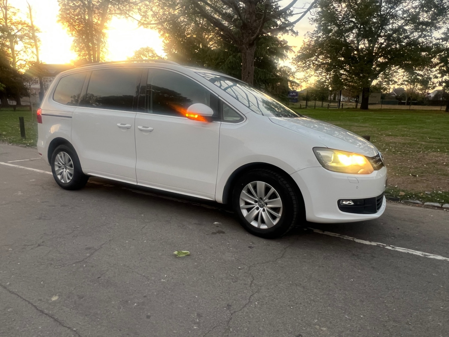 Used Volkswagen Sharan 2011 for sale - 76070529: Photo 15