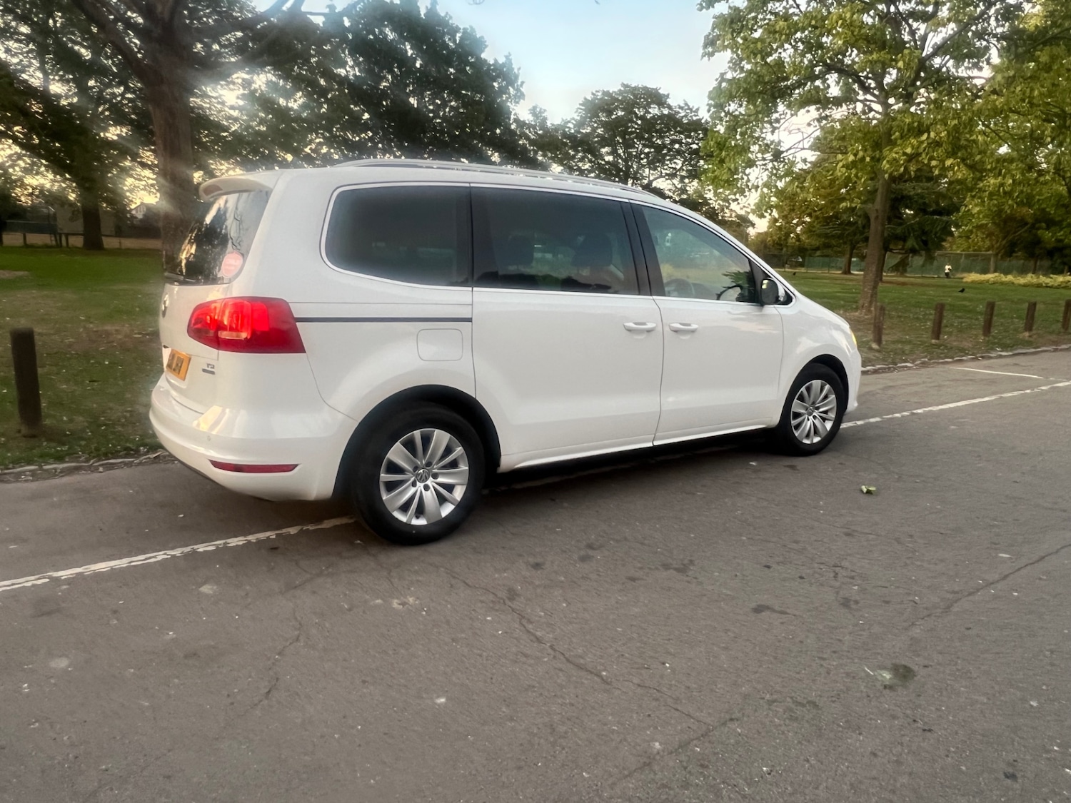 Used Volkswagen Sharan 2011 for sale - 76070529: Photo 16