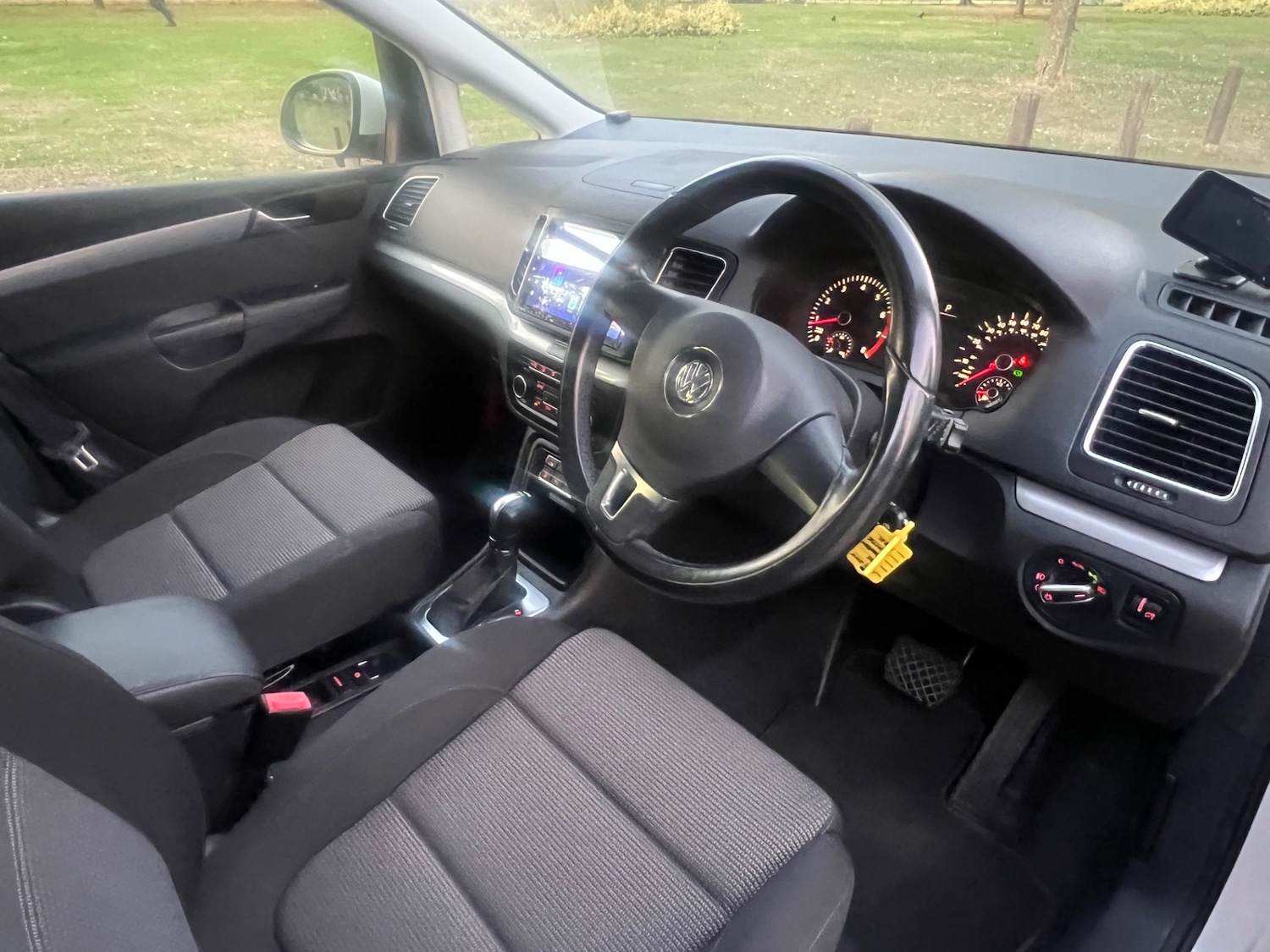 Used Volkswagen Sharan 2011 for sale - 76070529: Photo 18