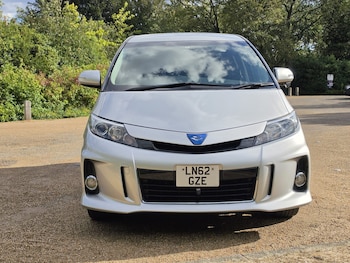 Used Toyota Estima 2012 for sale - 79365293: Photo