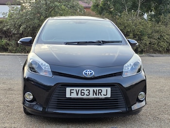 Used Toyota Yaris 2013 for sale - 79524144: Photo