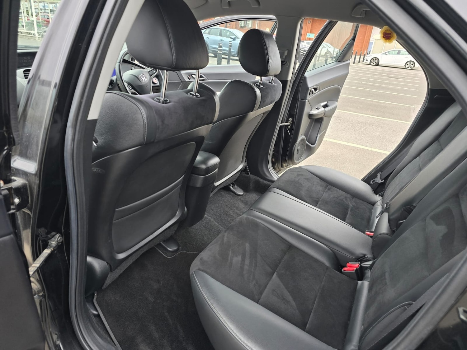 Used Honda Civic 2011 for sale - 77992052: Photo 20