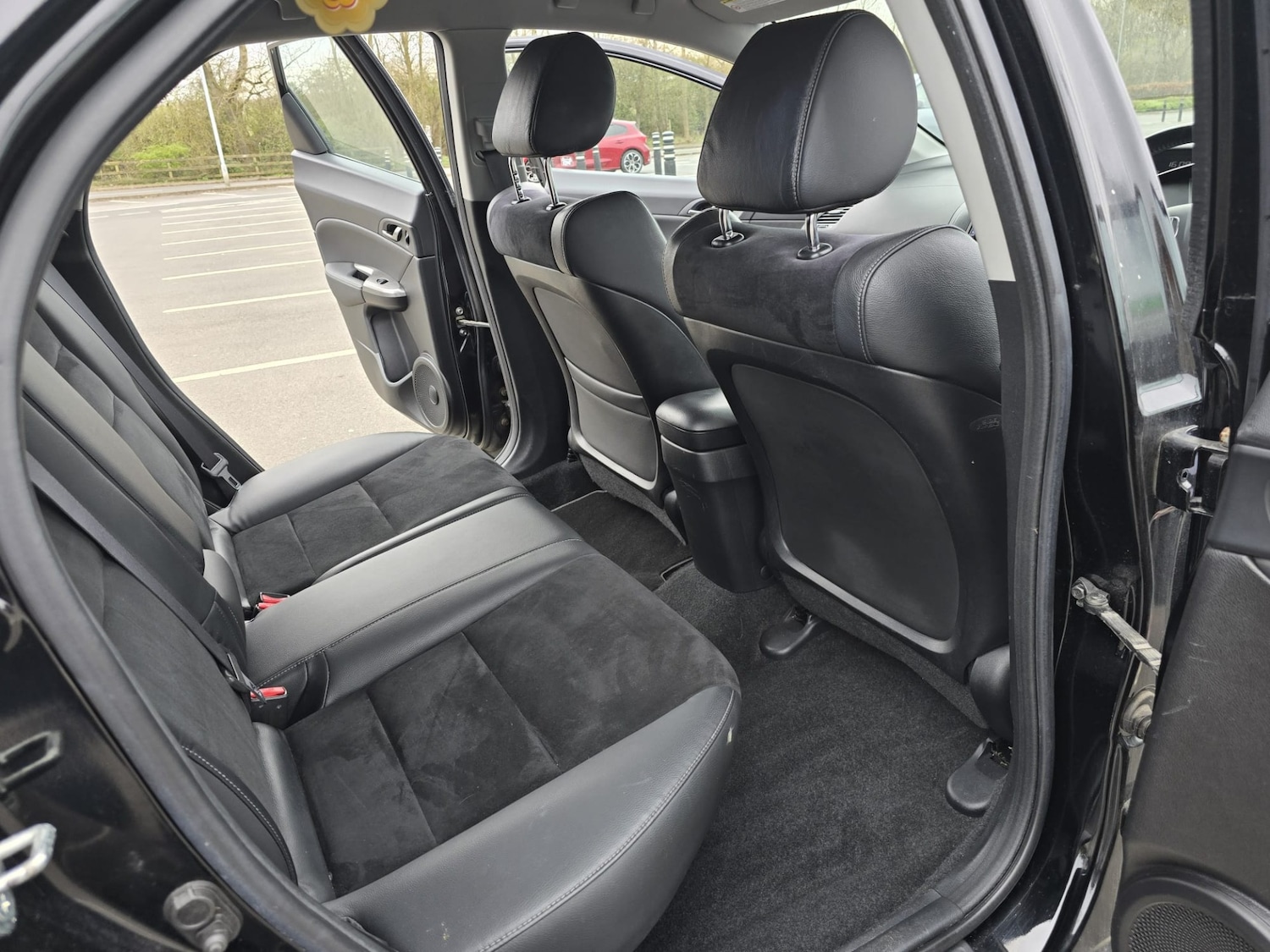 Used Honda Civic 2011 for sale - 77992052: Photo 24