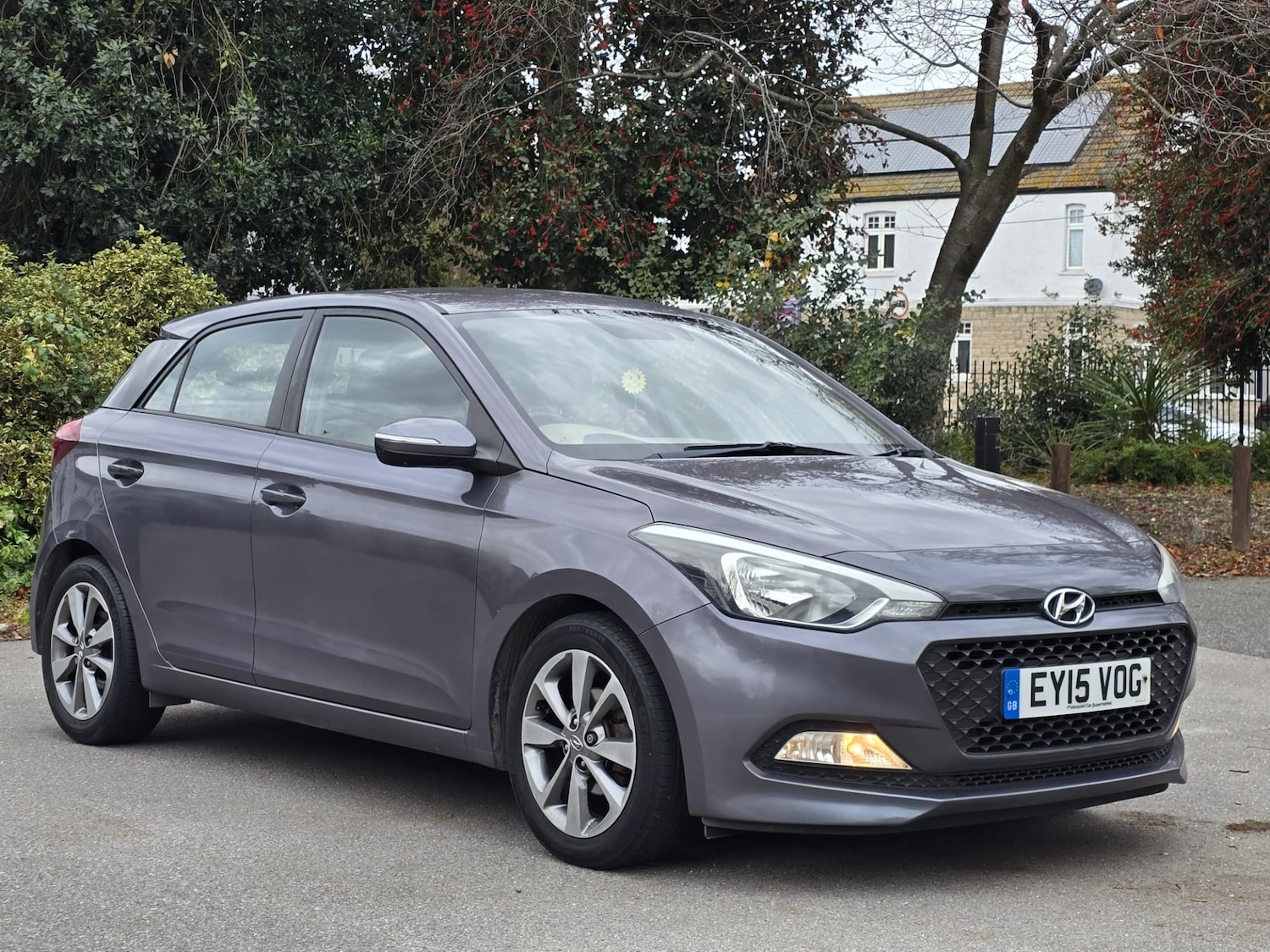 Used Hyundai i20 2015 for sale - 76402248: Photo 2