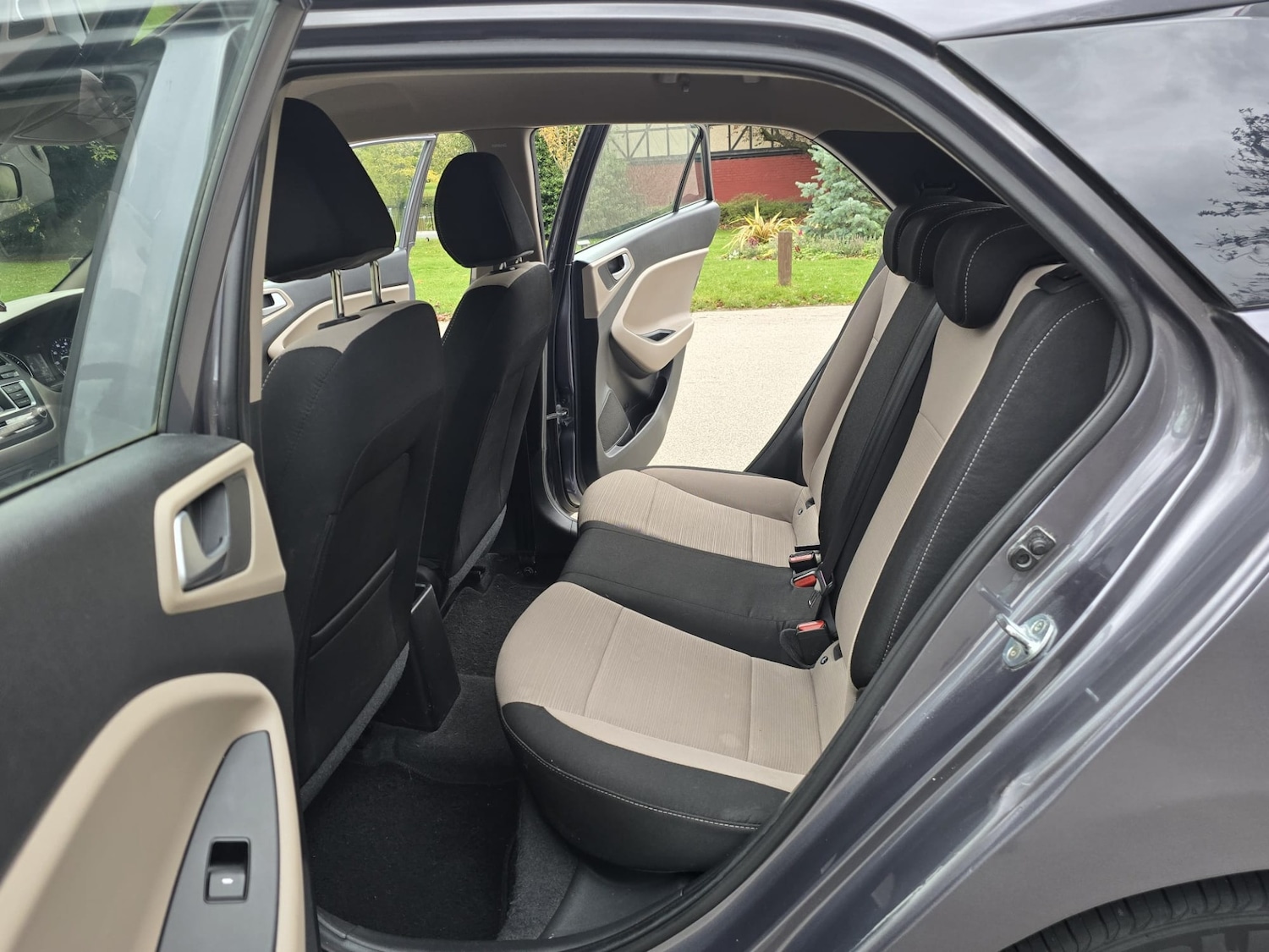 Used Hyundai i20 2015 for sale - 76402248: Photo 22