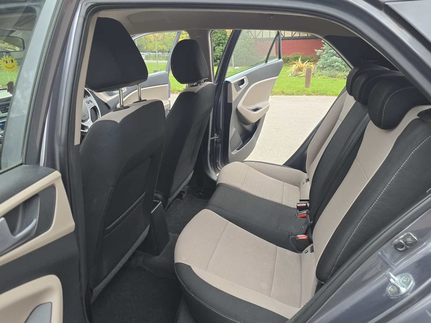 Used Hyundai i20 2015 for sale - 76402248: Photo 24