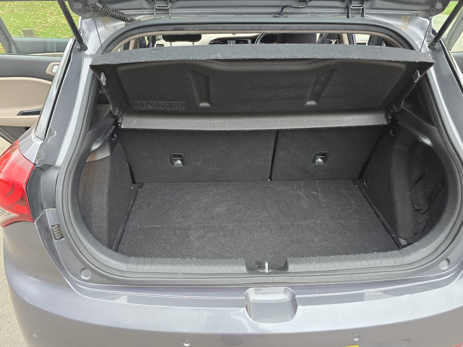 Used Hyundai i20 2015 for sale - 76402248: Photo 31