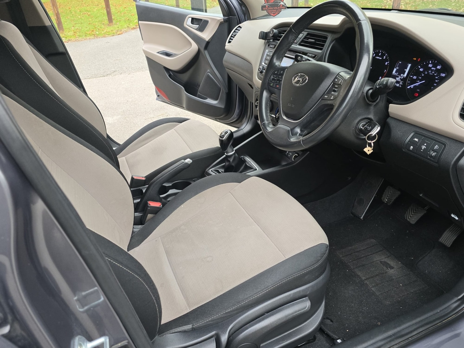 Used Hyundai i20 2015 for sale - 76402248: Photo 40