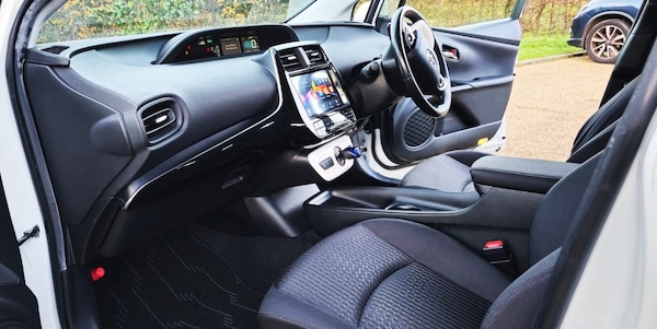 Used Toyota Prius 2024 for sale - 74791334: Photo 13
