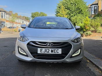 Used Hyundai i30 2012 for sale - 79365433: Photo