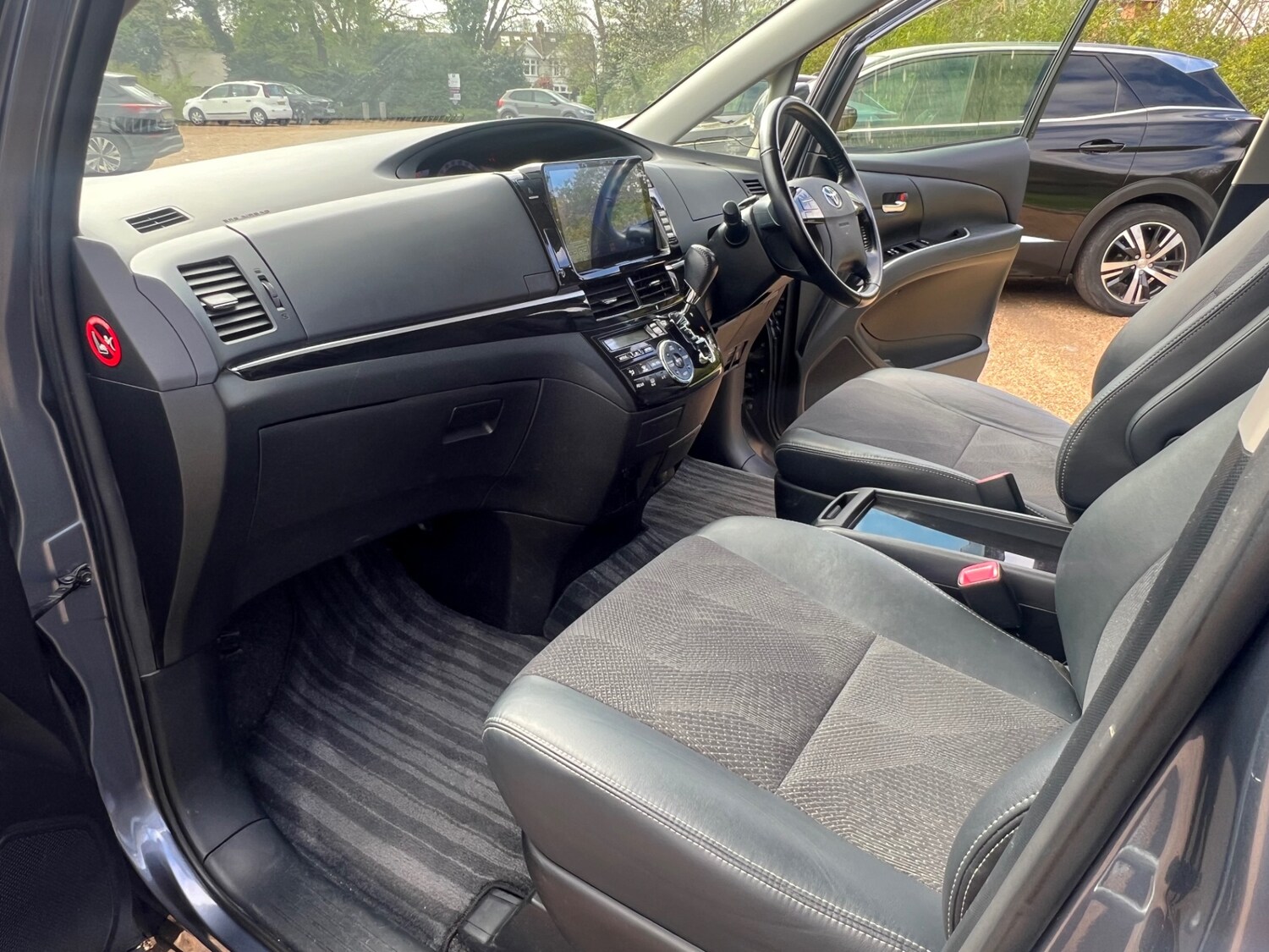 Used Toyota Estima 2016 for sale - 78131878: Photo 29