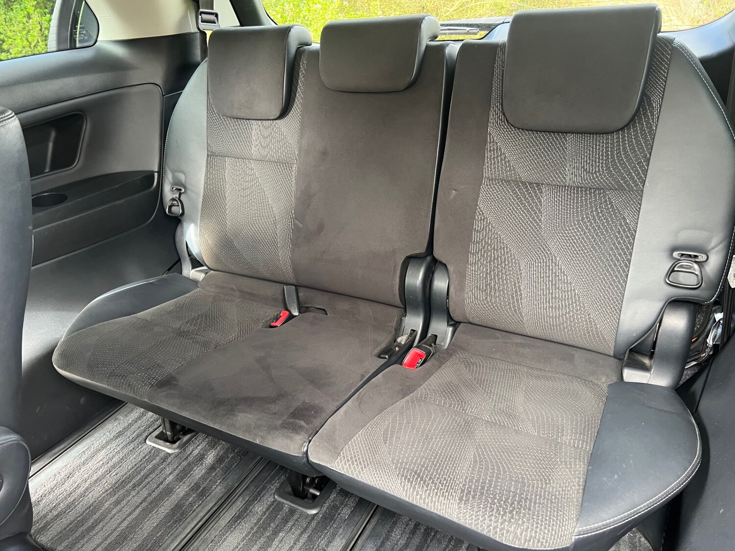 Used Toyota Estima 2016 for sale - 78131878: Photo 32