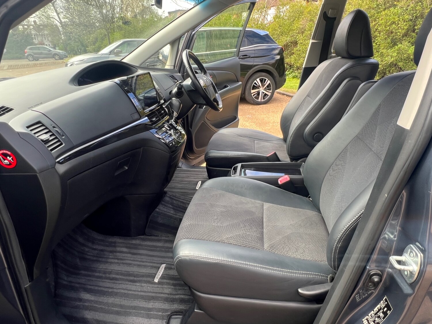 Used Toyota Estima 2016 for sale - 78131878: Photo 35